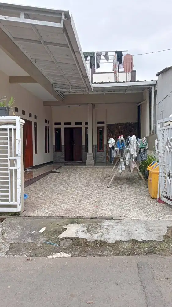 Di jual rumah tinggal