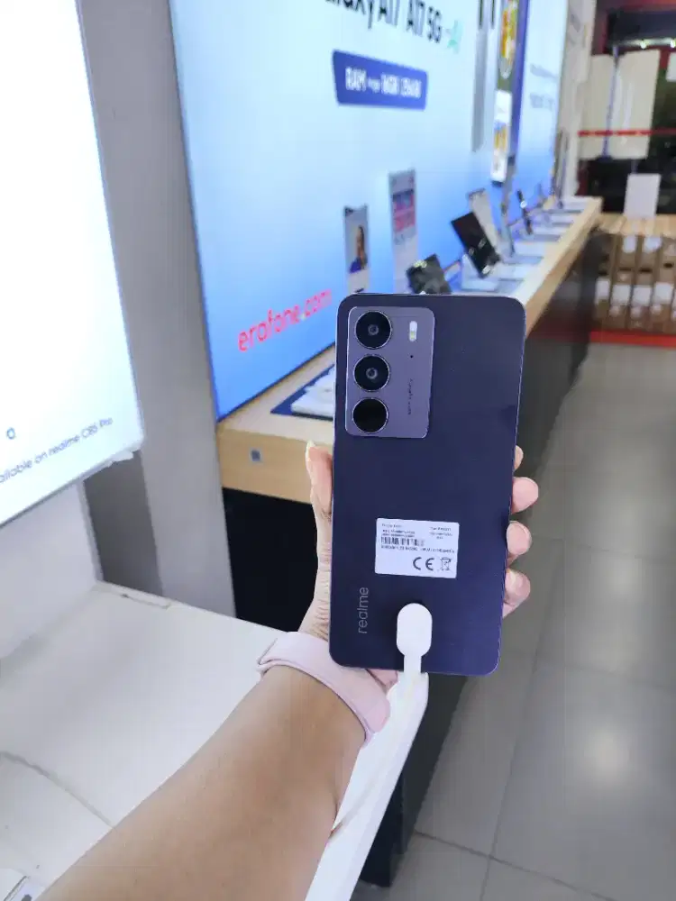 REALME C75 RAM 8+16/256GB , CASBACH 100RB