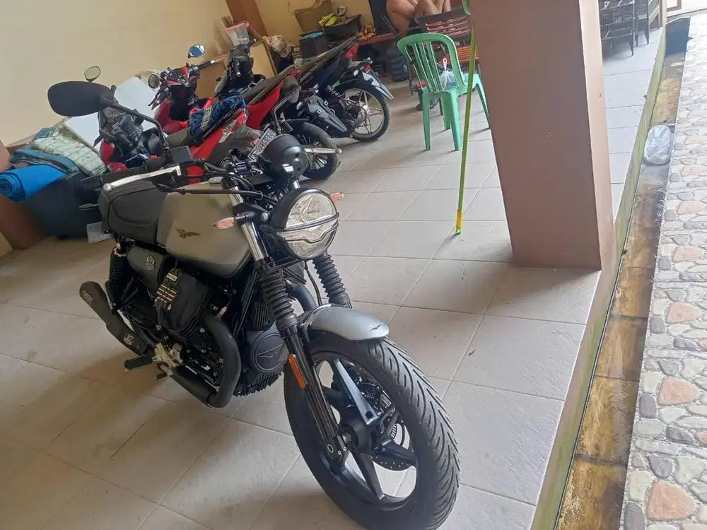 Moto guzzi v7 853 cc