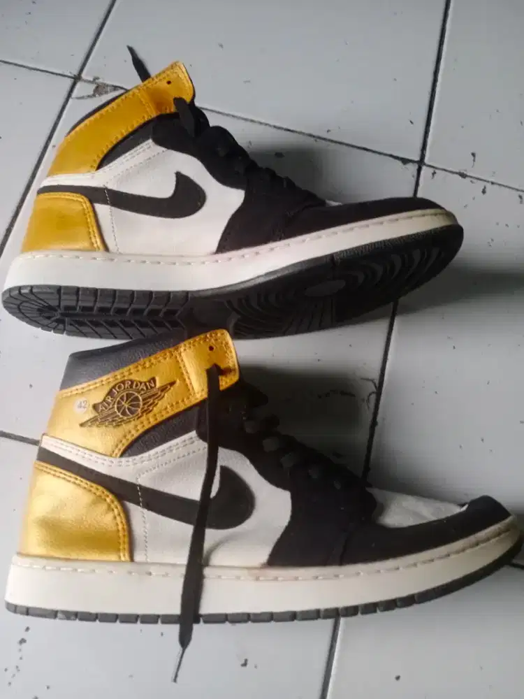 Sepatu jordan ukuran 43