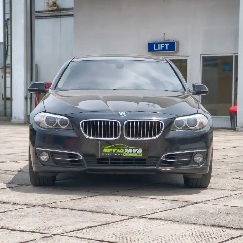 [ODO 50K] BMW 520i 2015 LCI