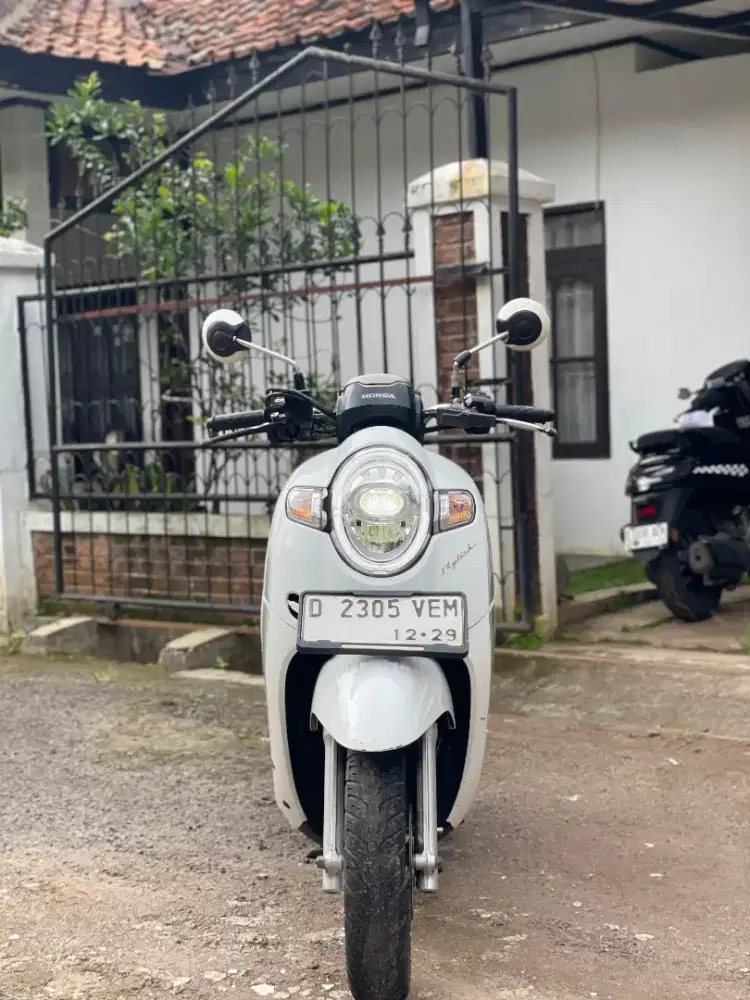 Scoopy stylish 2019