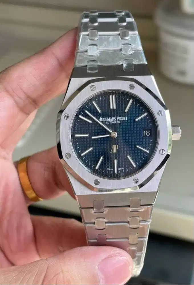Audemars Piguet Royal Oak Jumbo 15202st