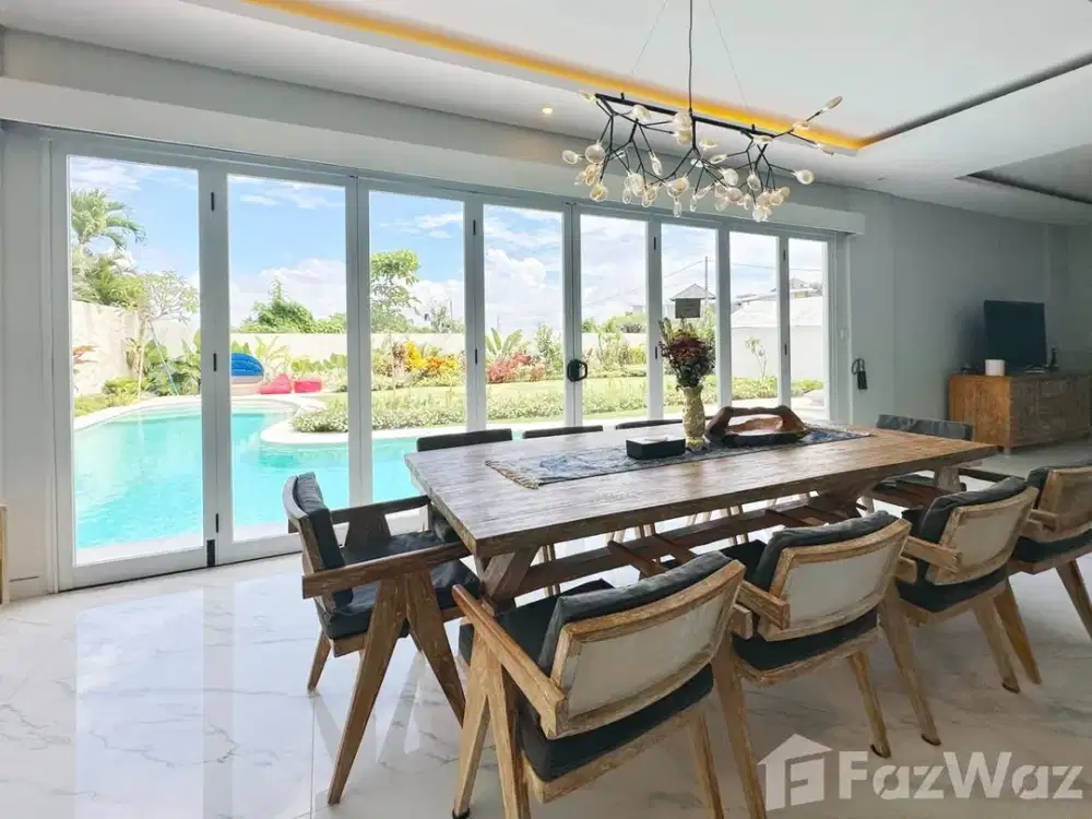 5 Bedroom Villa for sale in Mengwi, Bali