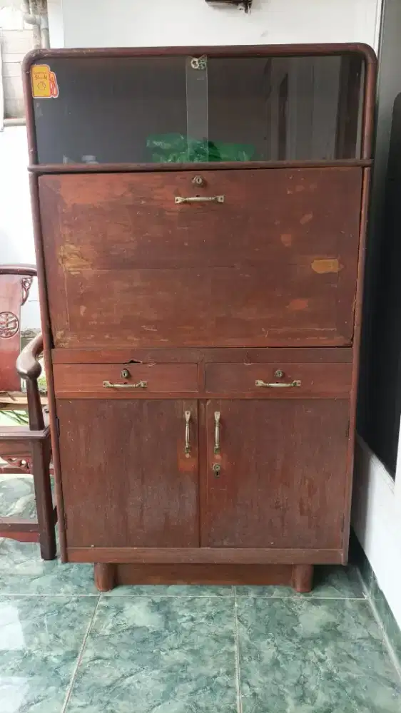 Lemari jatiulti fungsi