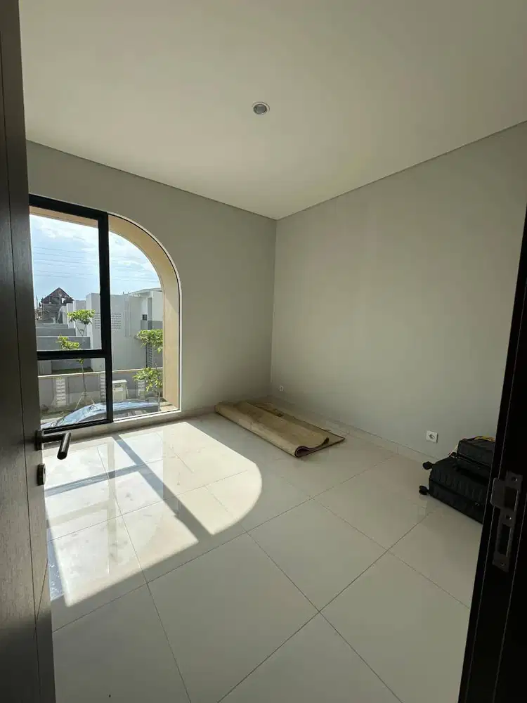 Rumah Minimalis 2 Lantai Siap Huni di Podomoro Park Bandung