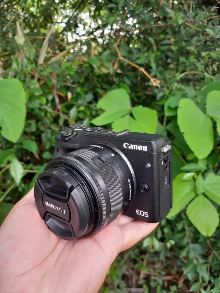 Kamera canon eos m3 lensa kit