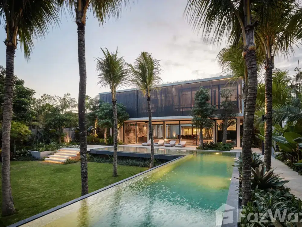 6 Bedroom Villa for sale in Mengwi, Bali