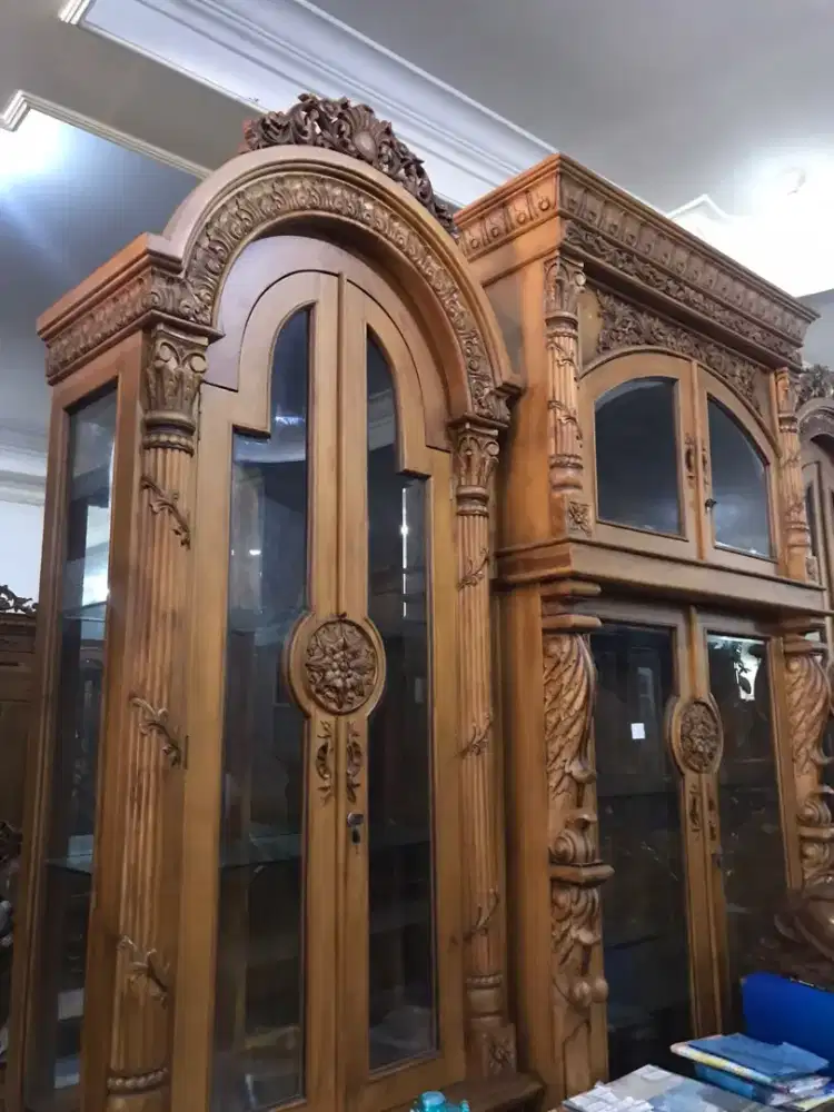Kredit lemari Jati asli murah