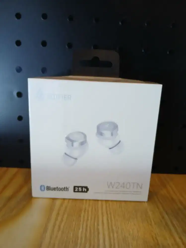 Edifier W240TN True Wireless Noise Canceling In-Ear Headphones