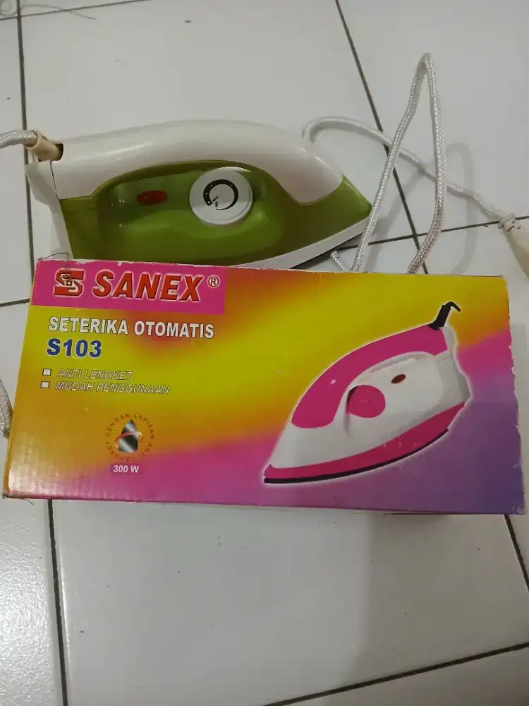 Setrika otomatis merk sanex