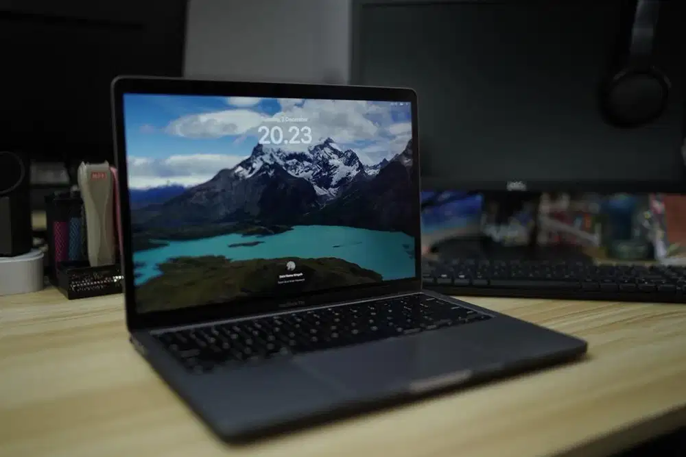 MACBOOK M1 PRO 256 8GB