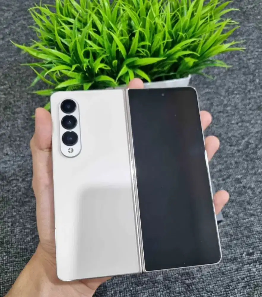 JUAL // TUKAR TAMBAH

SAMSUNG Z FOLD 4 12/512 5G SEIN