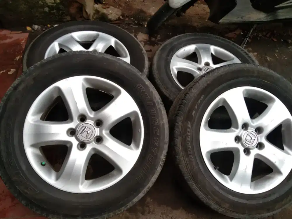 Velg mobil honda crv r17
