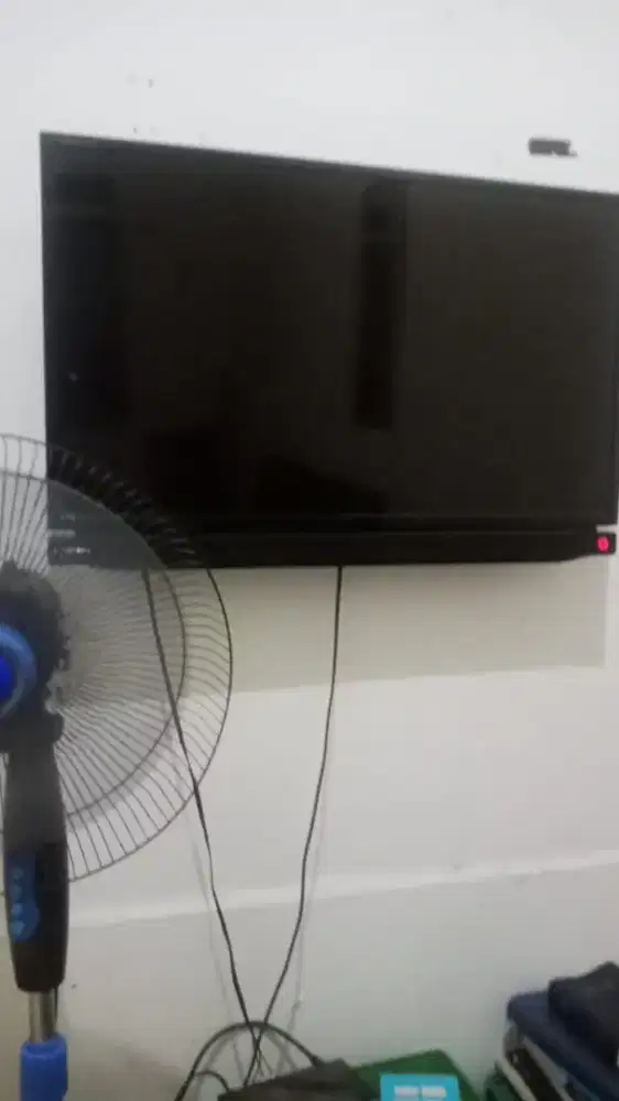 Di Jual cepat Tv toshiba 32 inc