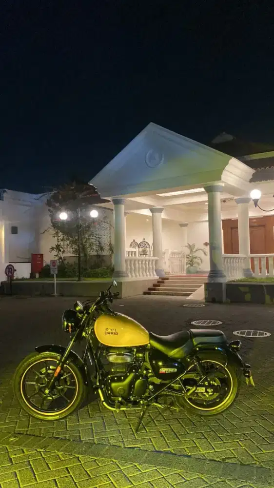 Royal enfield meteor 350