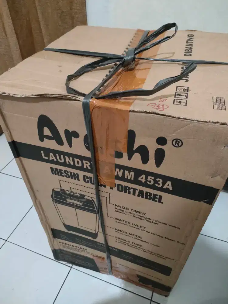 ARASHI LAUNDRY AWM 453A