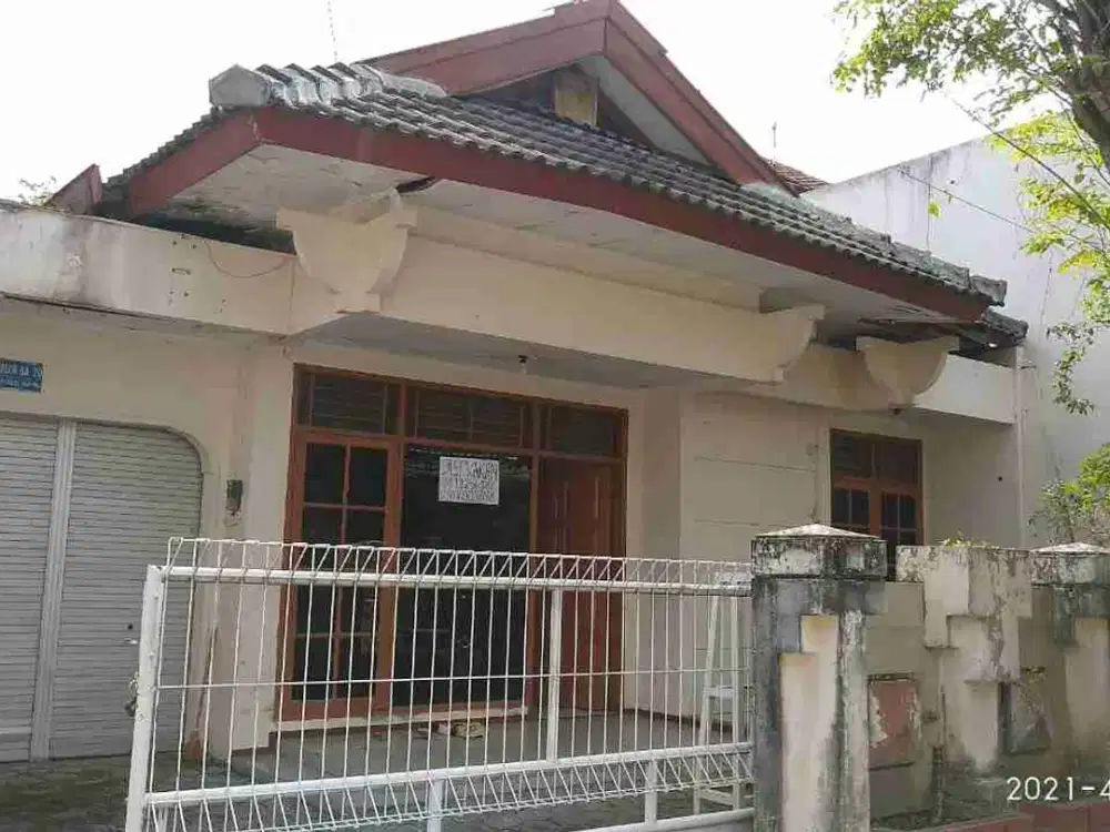 rumah 5 kamar solo baru