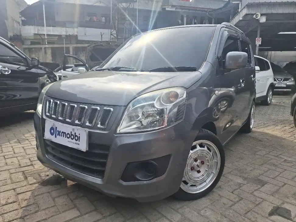 LOW DP Suzuki Karimun Wagon R 1.0 GL Bensin-MT 2014 EVD