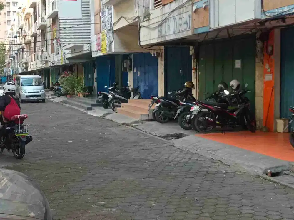 Ruko 4 lantai siap pakai full Renovasi