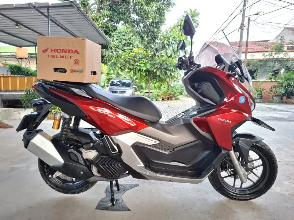 Honda ADV 160 2025 CBS km 2000
