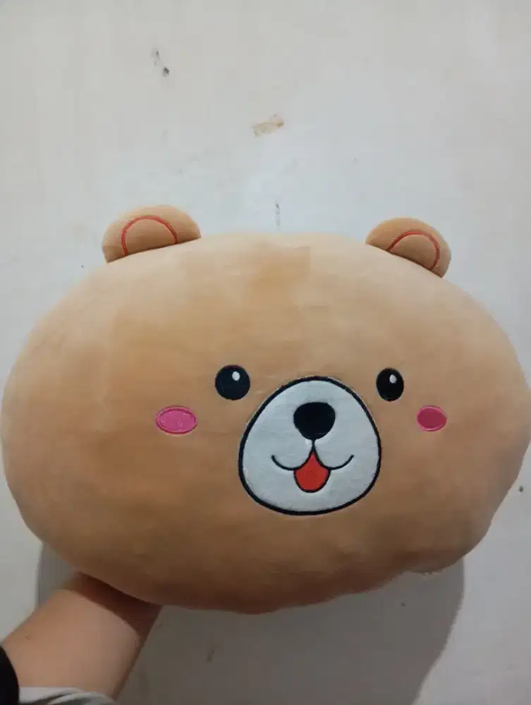 boneka bantal beruang