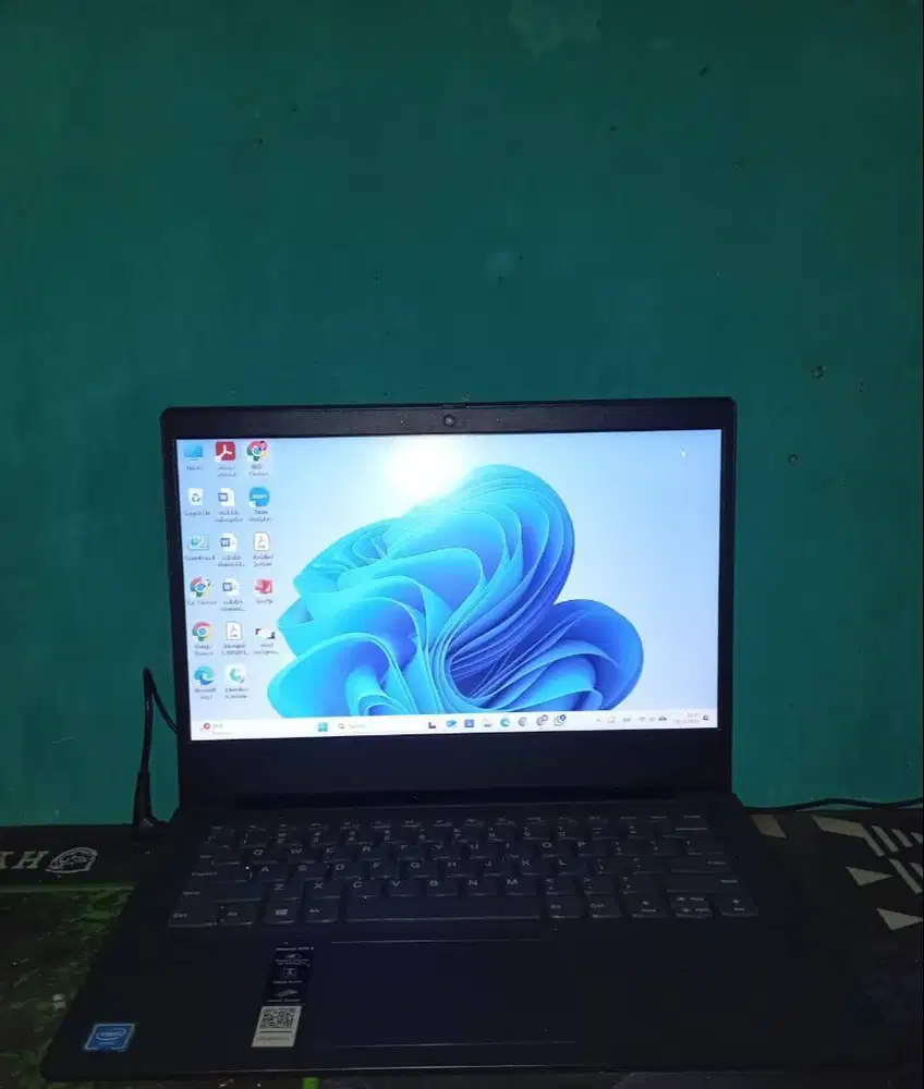 DIJUAL LAPTOP LENOVO IdeaPad 3 14IGL05