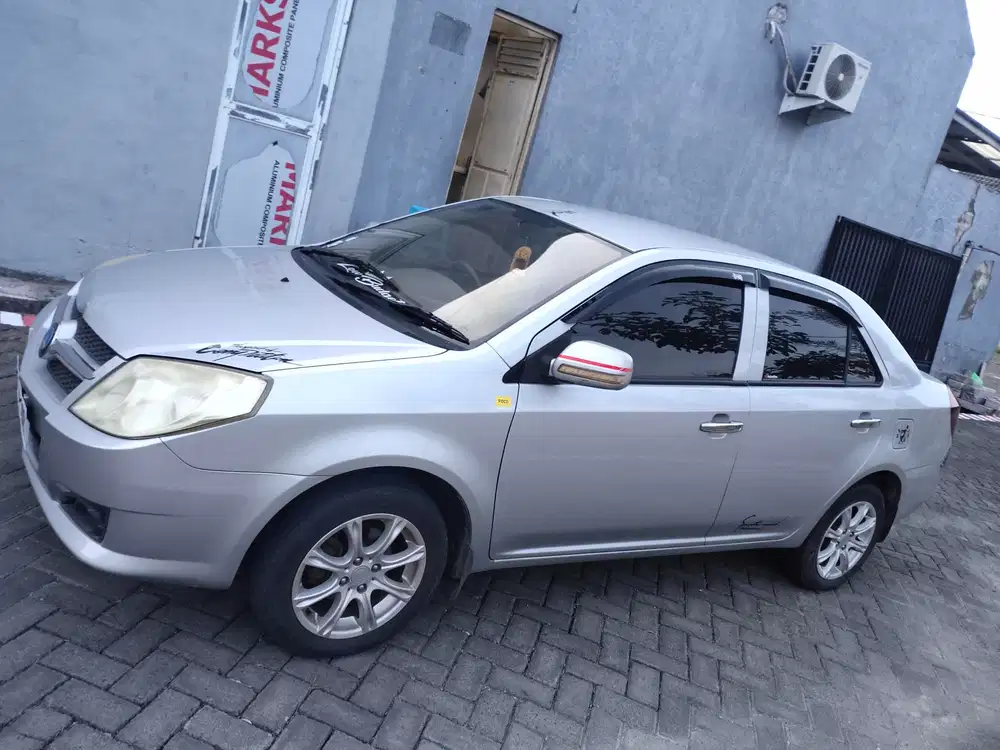 Mobil Builtup Geely MK 2012 Siap pakai
