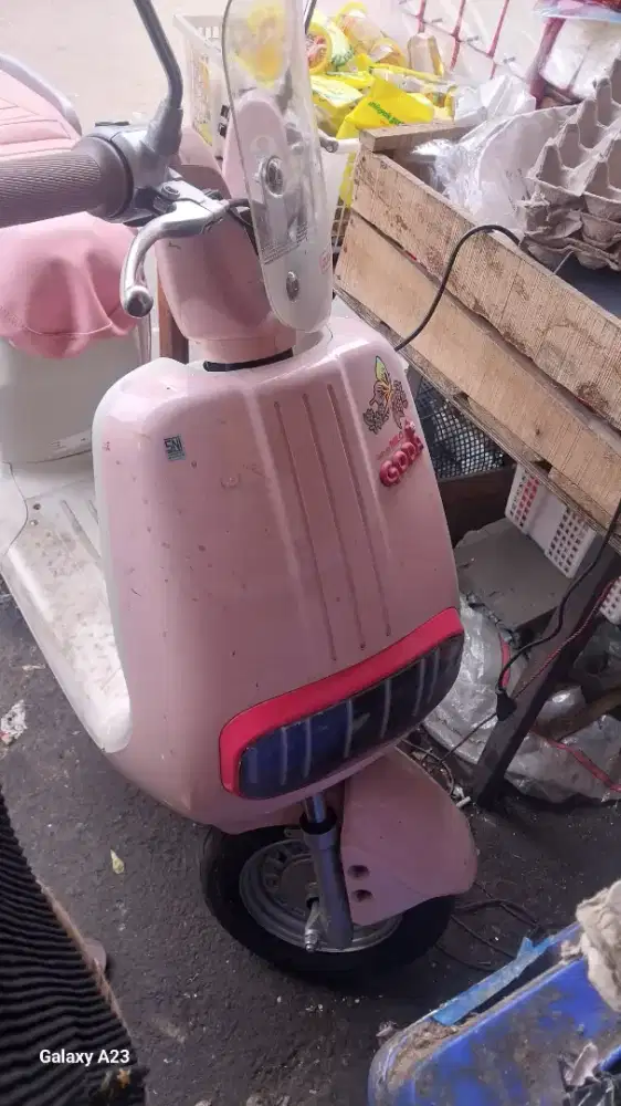 Sepeda listrik goda pink 123