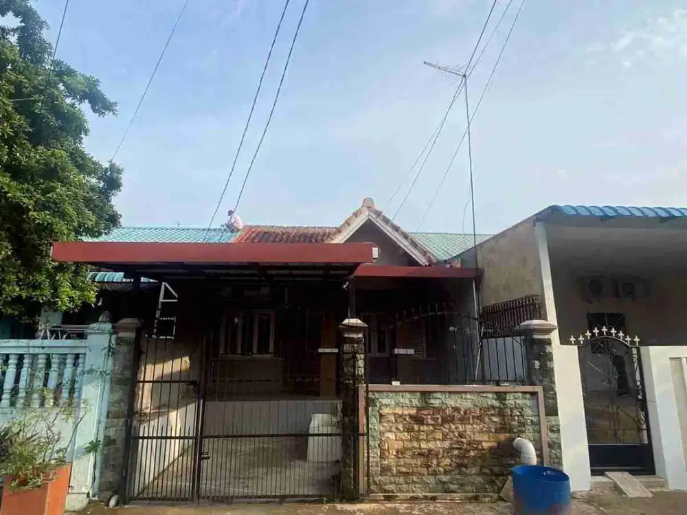 DIJUAL / DI SEWAKAN !! 

Rumah 1 lantai Perumahan Kintamani sebrang vihara Duta Maitreya Batam Center