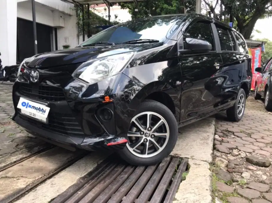 DP Rendah - Toyota Calya 1.2 E STD Bensin-MT MANUAL 2018 Hitam