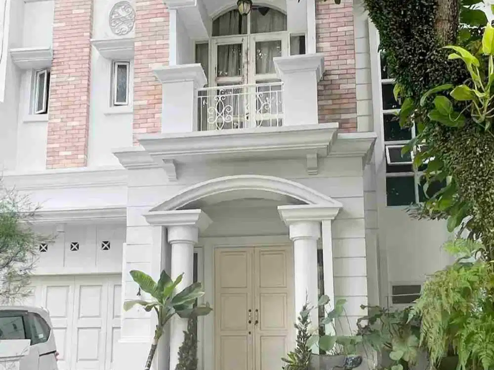 Dijual  Rumah 2 LT  di Sumarecon Serpong Alexandrite