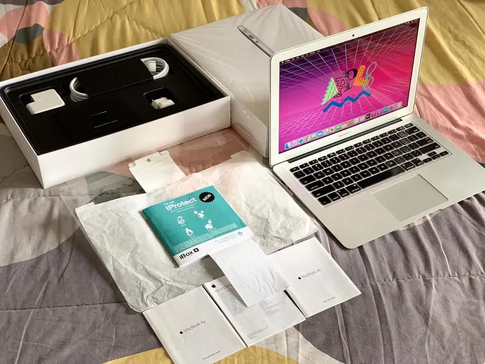 Macbook Air 13 2017 i7 ibox Like New Fullset.