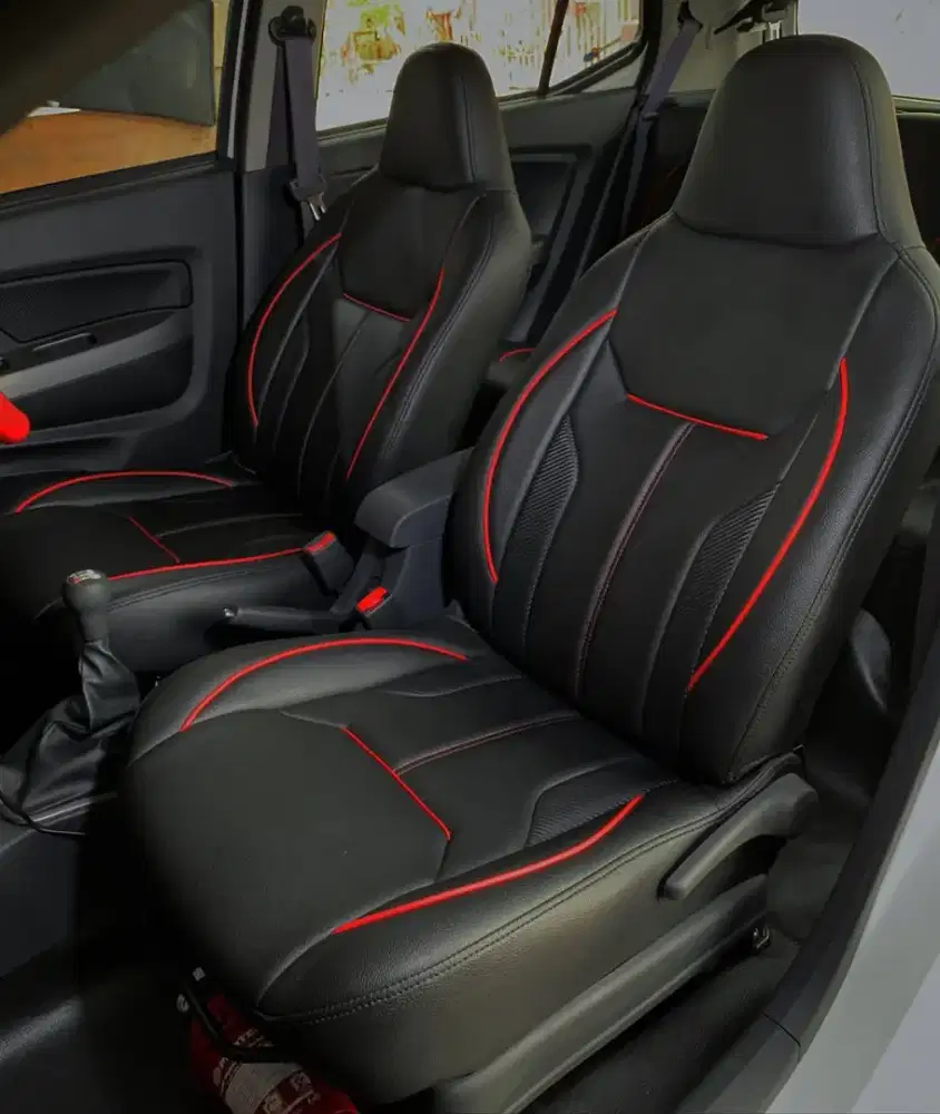 Specialist sarung jok mobil