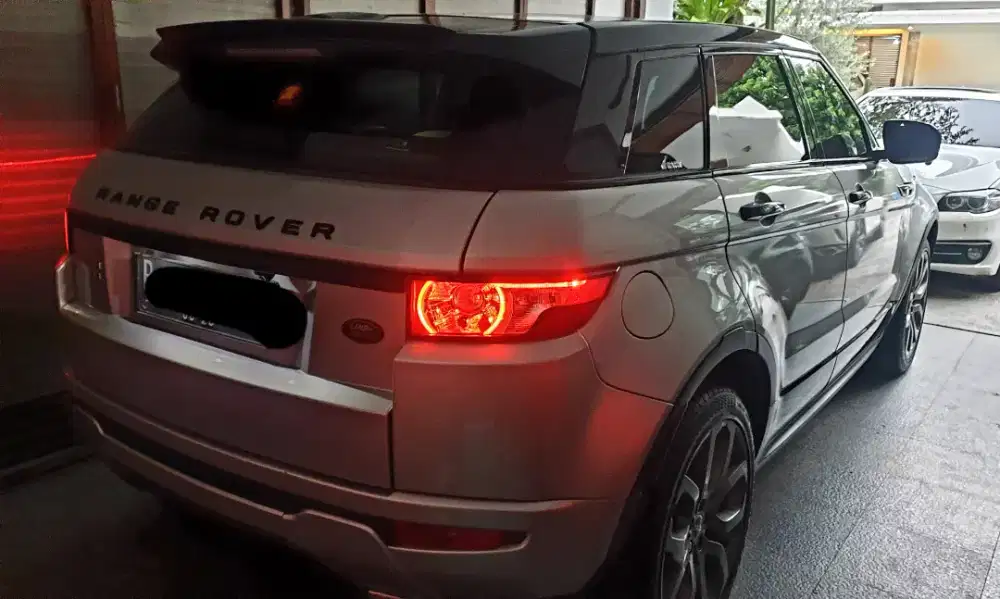 Range Rover Evoque Dynamic Luxury Si4 2.0 A/T AWD 2011