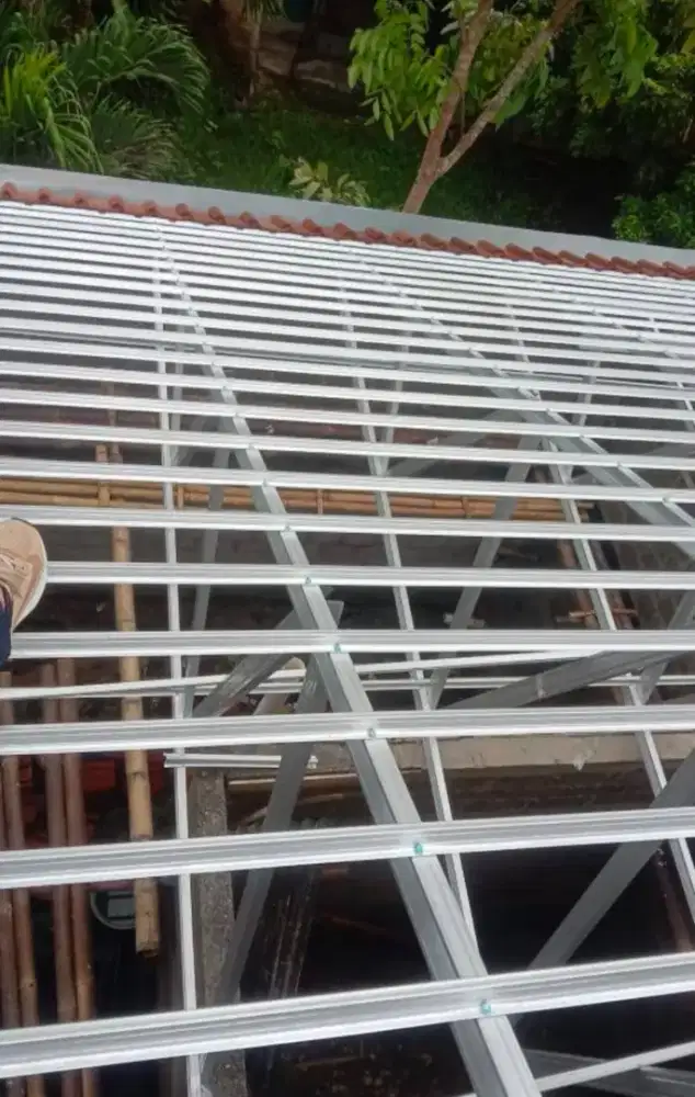 Baja ringan murah terpasang