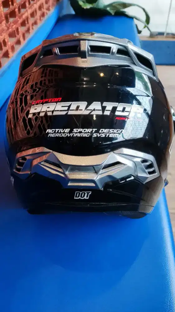 NHK Predator Crypton Hitam Glossy