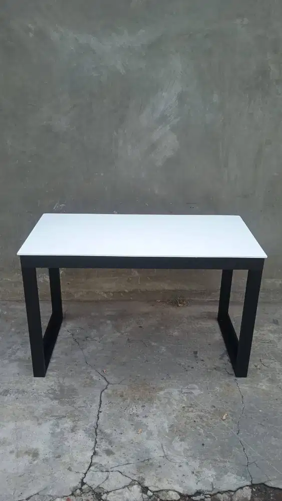 meja komputer kaki kotak ready stok