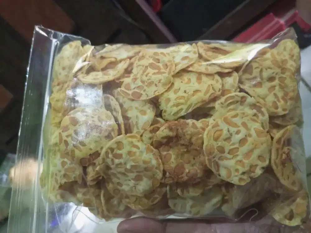 KERIPIK TEMPE ADUHAI