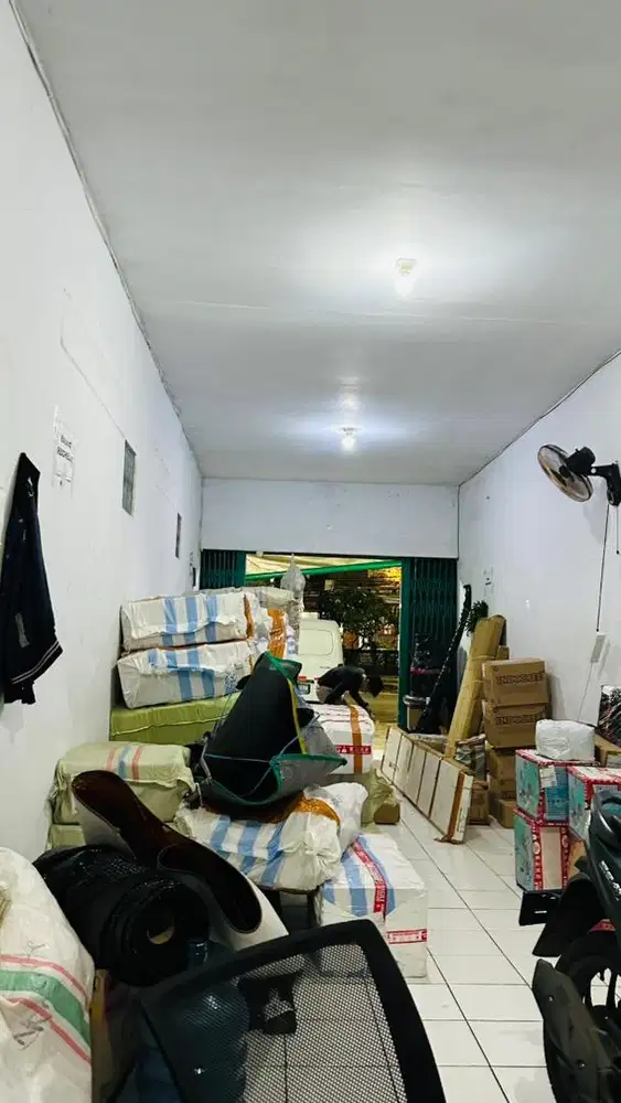 Butuh Kurir motor & admin j&t cargo