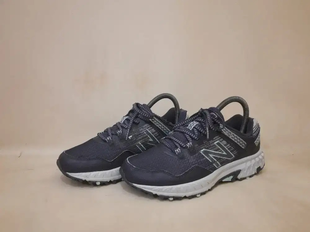 New Balance 410 V6 Wmn size 38 dan adidas nike