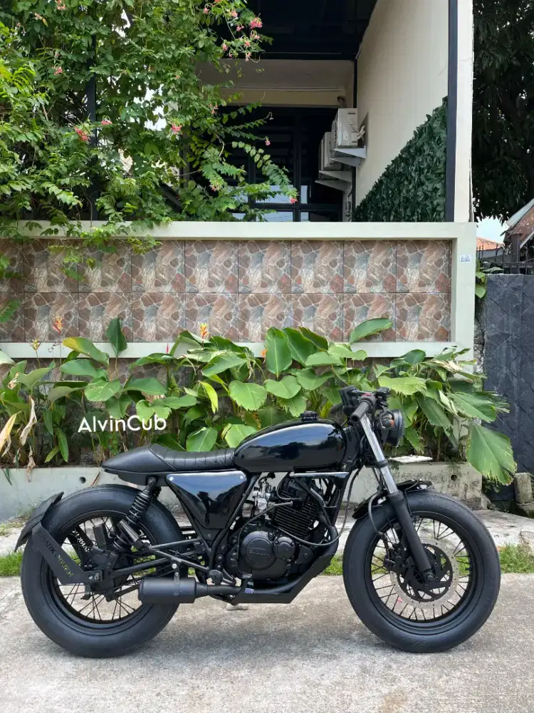 BratCafe,CafeRacer Custom Thunder