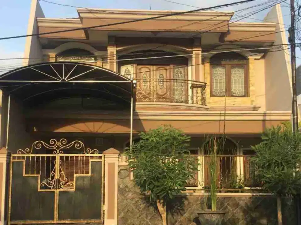 DIJUAL RUMAH MEWAH SUTOREJO PUNYA (FULL FURNISHED)