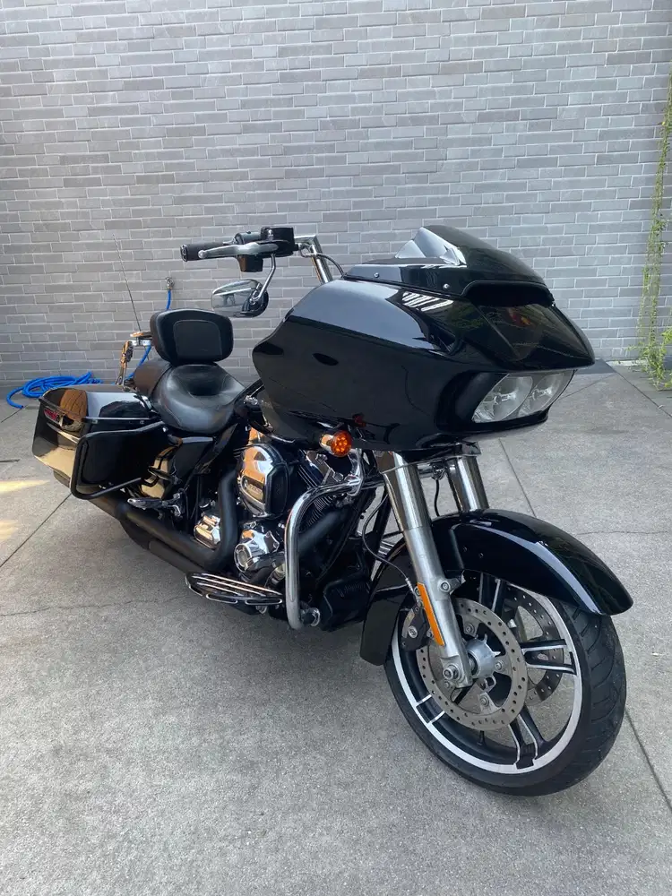 Road glide 2016 Black colour