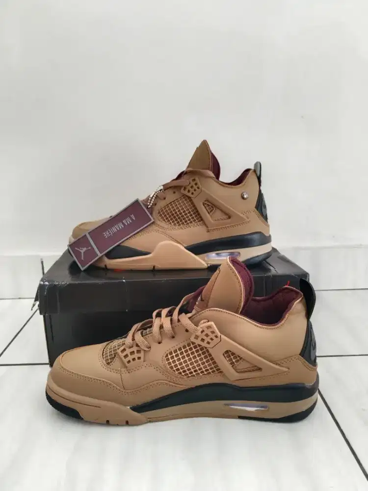 Nike Air Jordan Retro 4