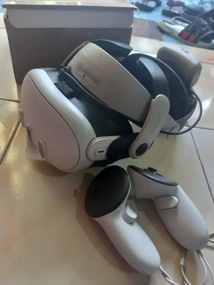 Dijual VR Meta Quest 3 – Kondisi Mulus!
