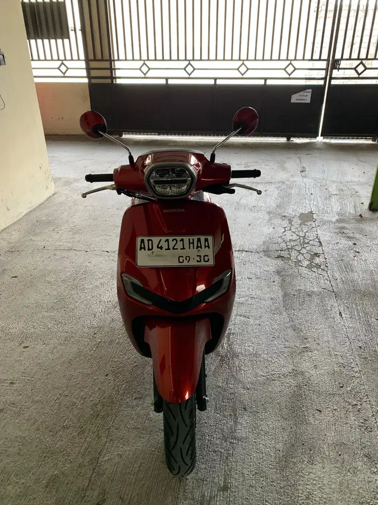 STYLO 160 2025 KM 1000 MURAH