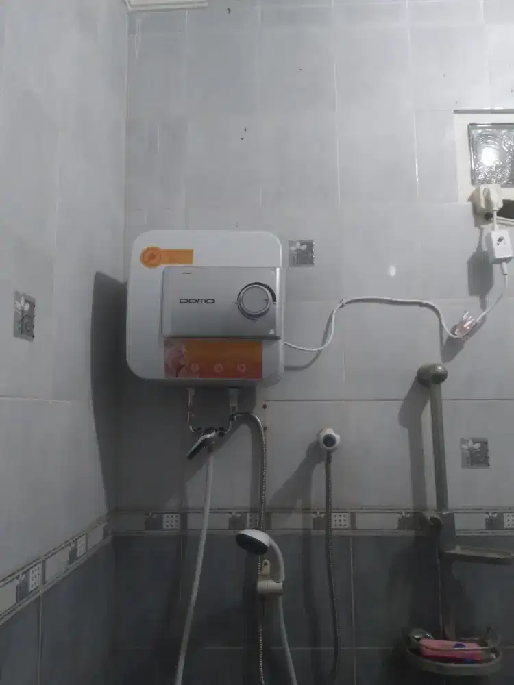 WATER HEATER LISTRIK ~ MANDI AIR HANGAT KITA