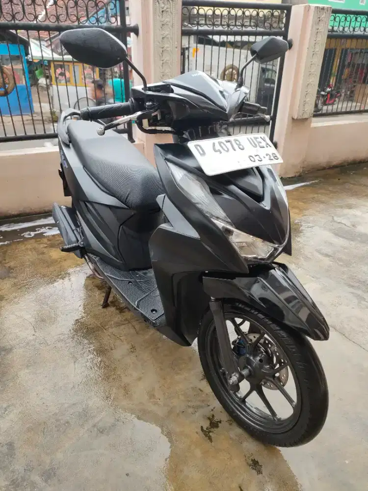 HONDA BEAT DELUXE 2023 CBS ISS