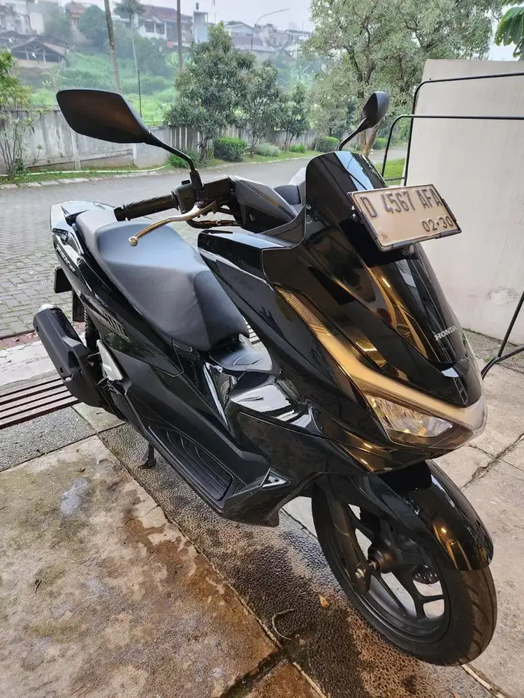 Honda Pcx cbs 160 bekas tapi kondisi seperti baru